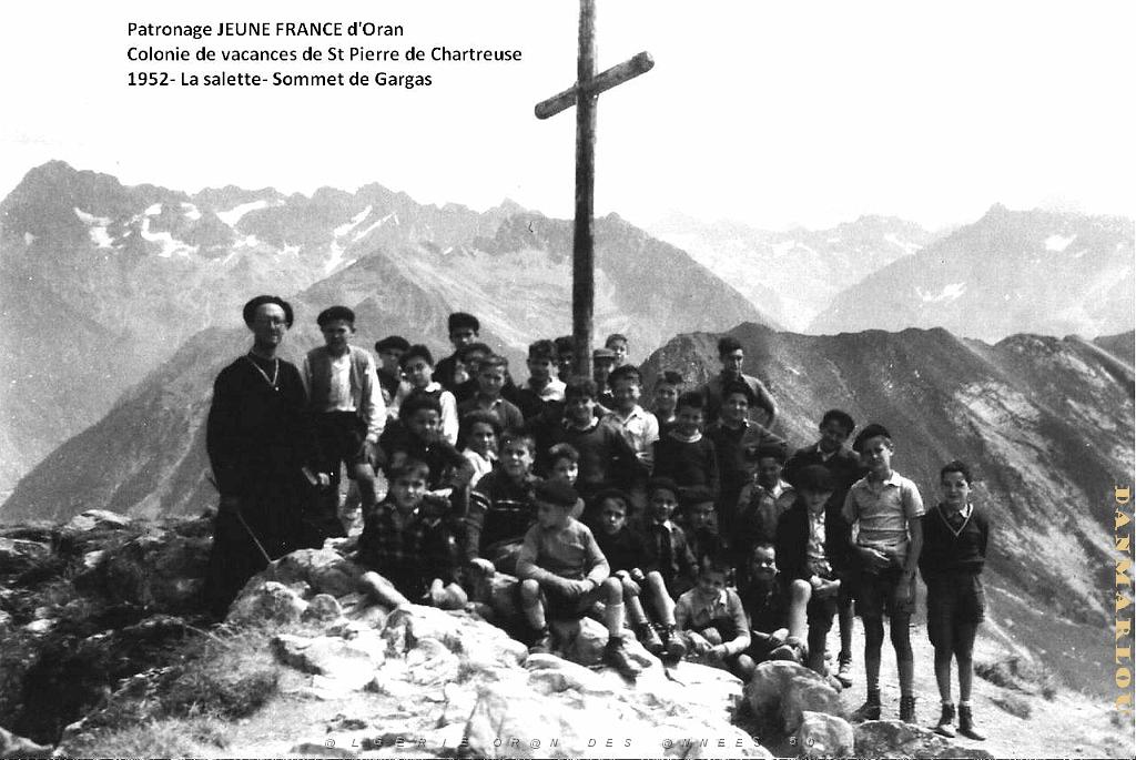COLO JEUNE FRANCE 1952 la Salette, sommet de Gargas.jpg